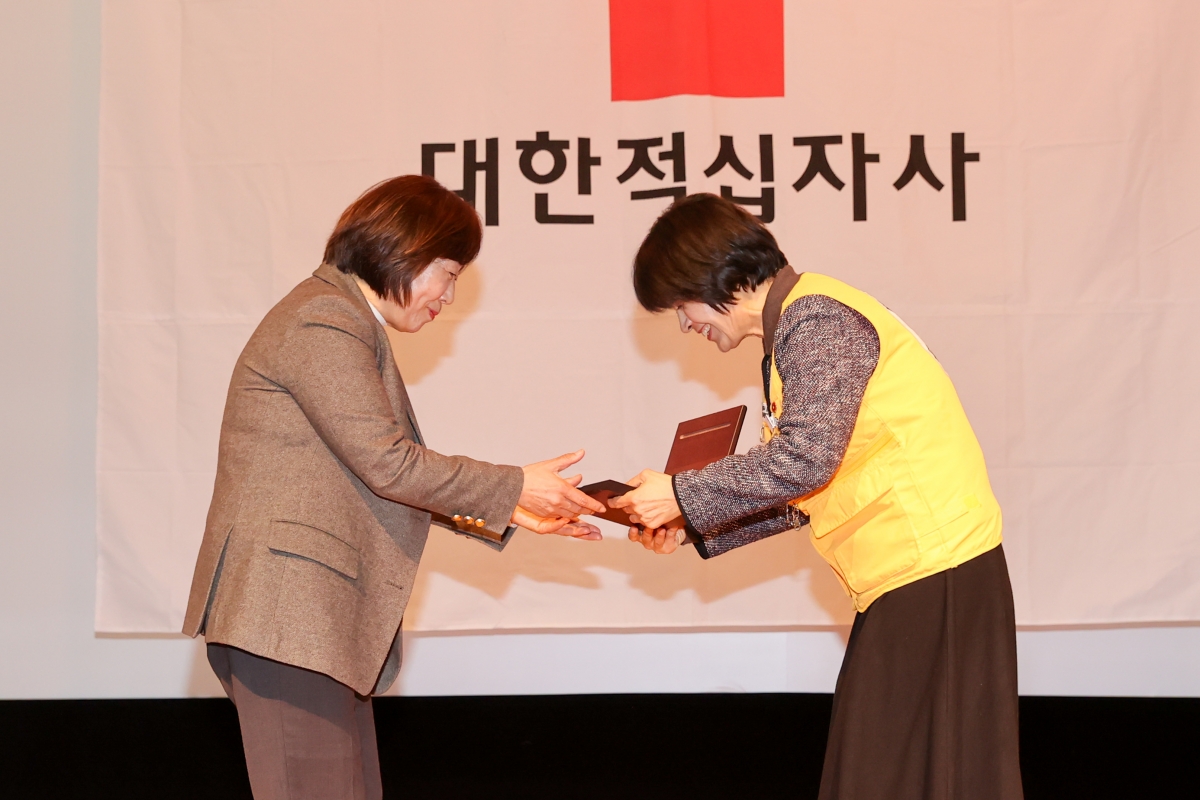 20251218-060[AMG_1935-1-대한적십자사봉사회 어울마당.JPG