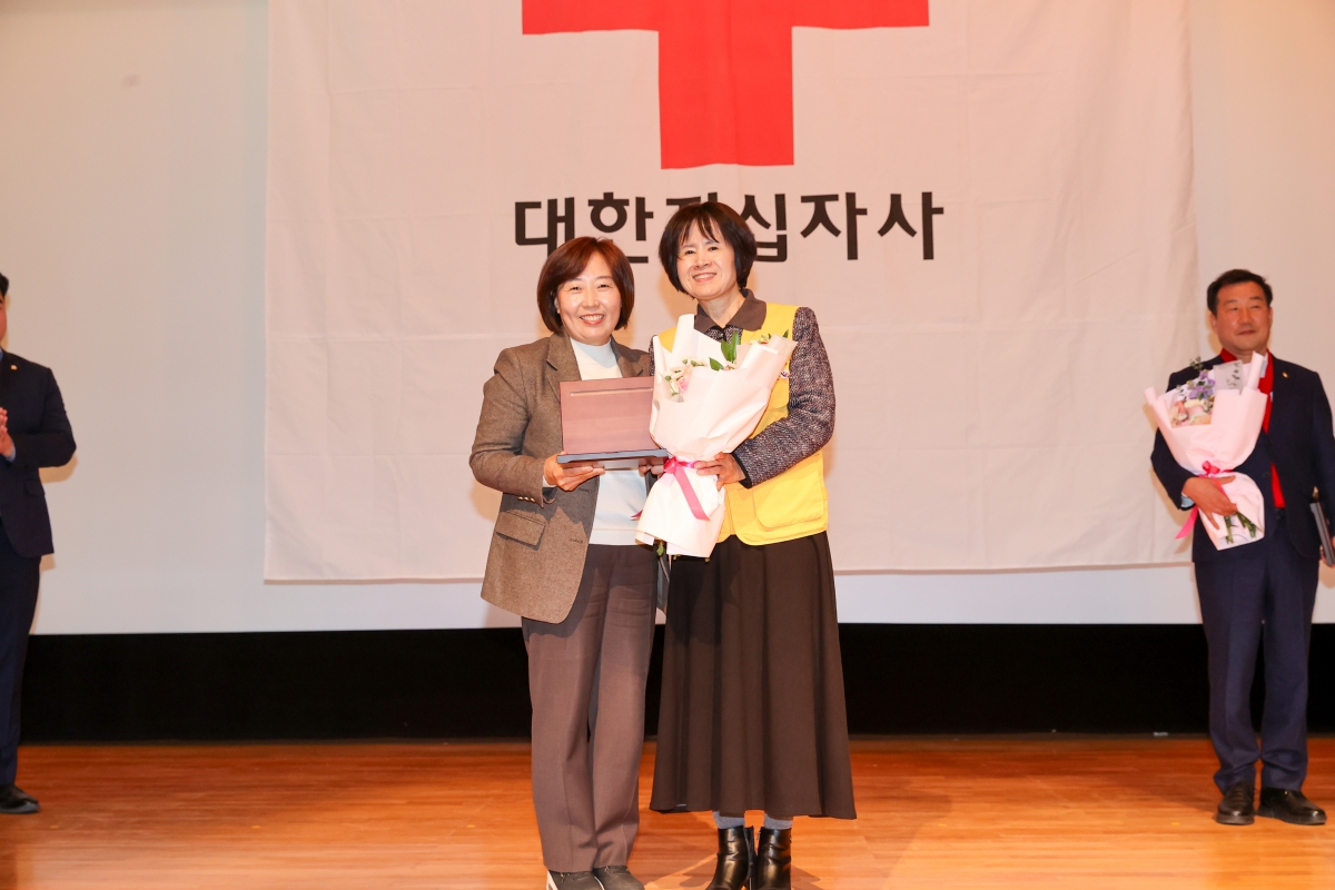 20251218-062[AMG_1941-1-대한적십자사봉사회 어울마당.JPG