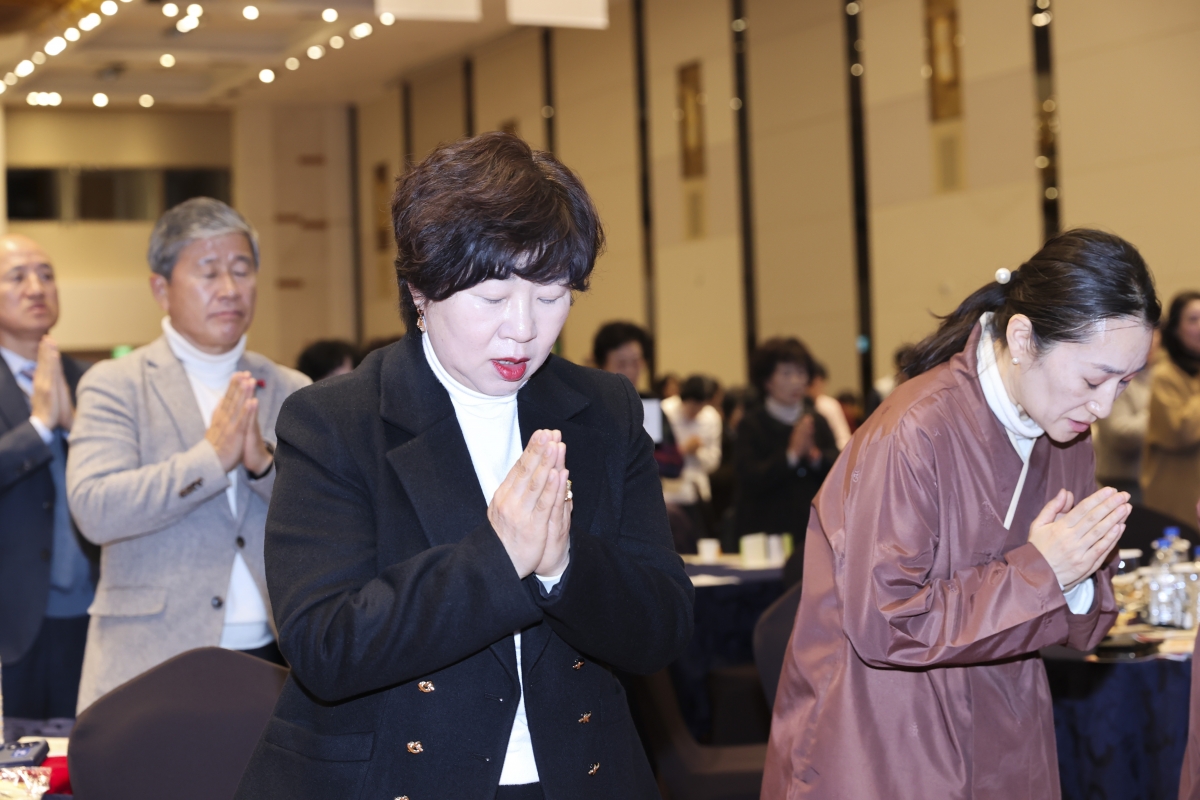 20260110-019[AMG_3602-2-불기2570년 구미불교사암연합회 병오년 신년하례법회.jpg