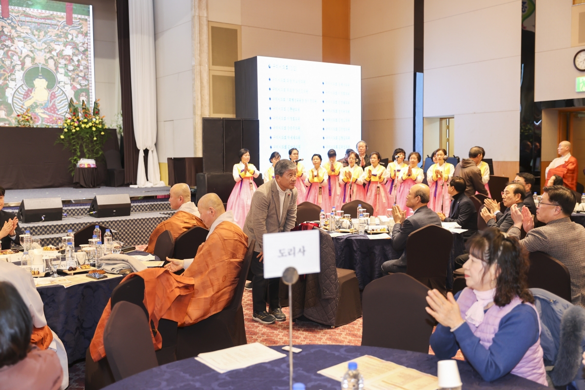 20260110-042[AMG_3662-2-불기2570년 구미불교사암연합회 병오년 신년하례법회.jpg