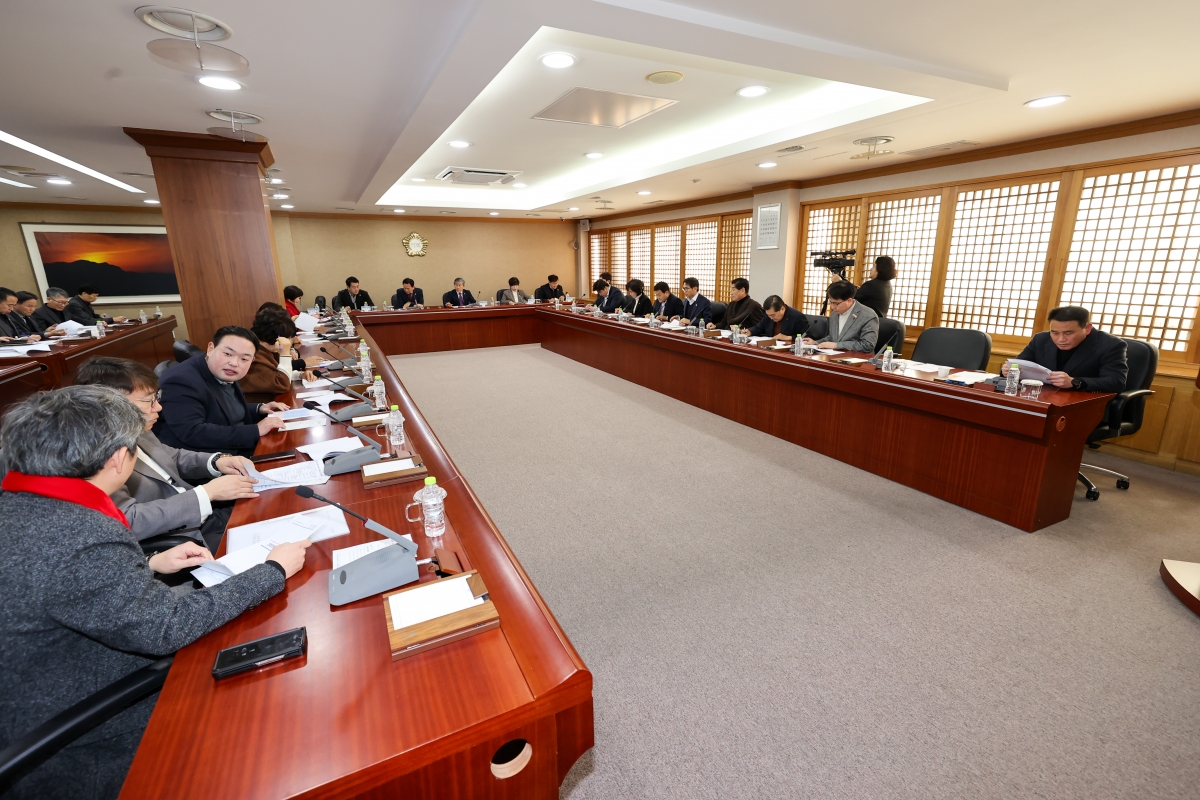 20260113-003[AMG_3715-1-전체의원 간담회 개최.JPG