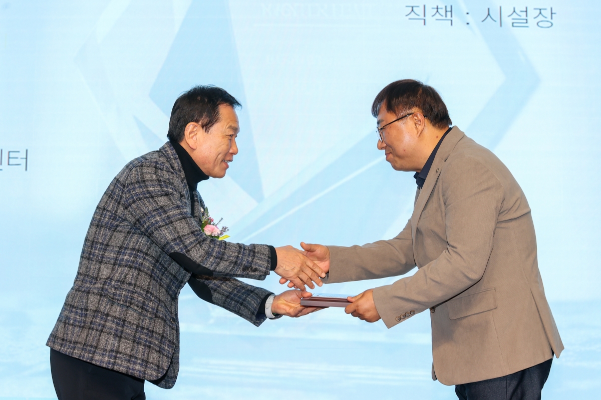 20260115-034[AMG_4091-1-2026년 구미시노인장기요양기관 신년회.JPG