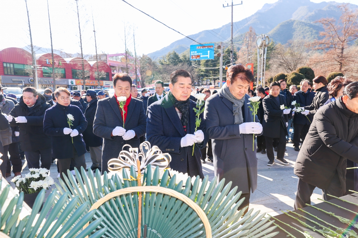 20260122-039[AMG_4499-1-박희광 선생 56주기 추모식.JPG