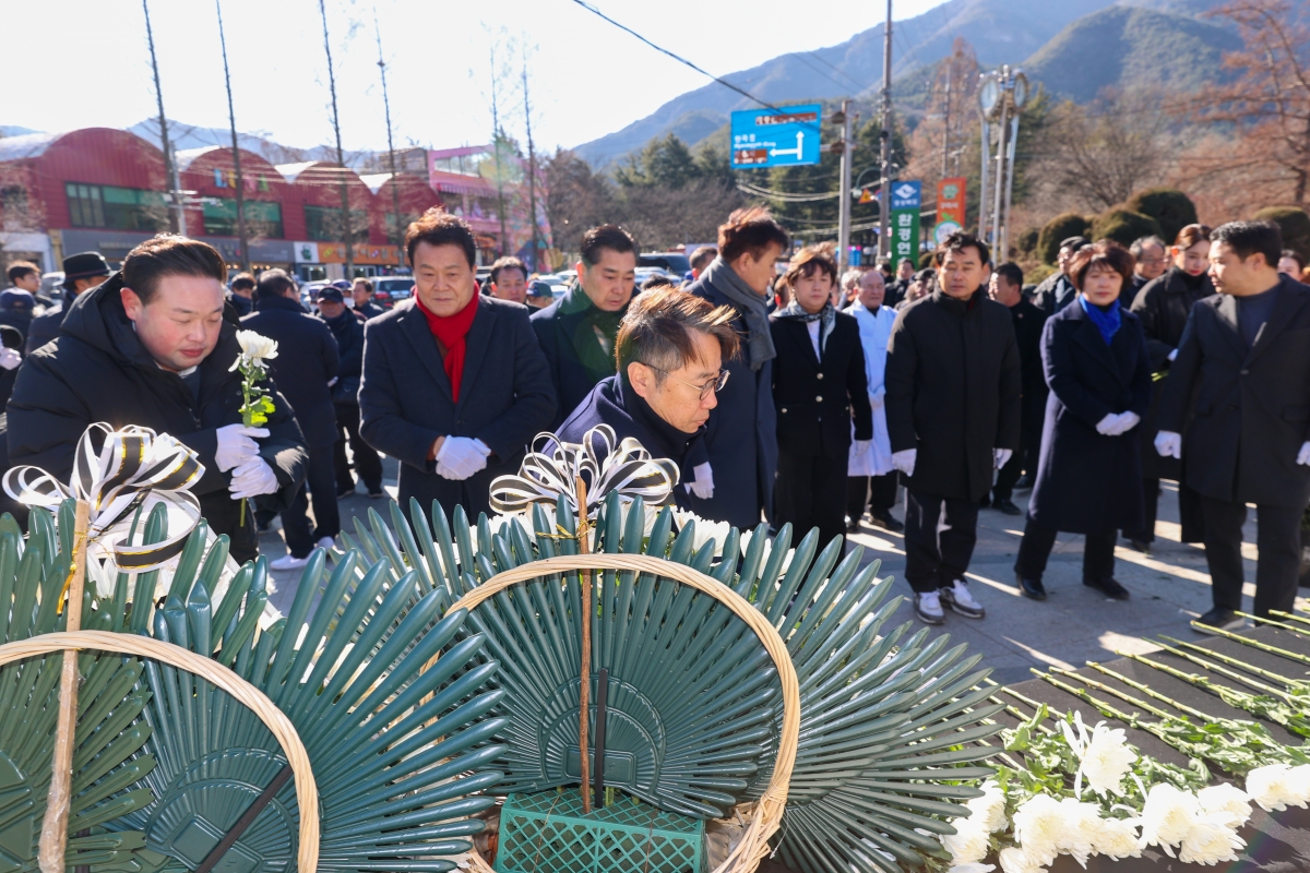 20260122-043[AMG_4504-1-박희광 선생 56주기 추모식.JPG