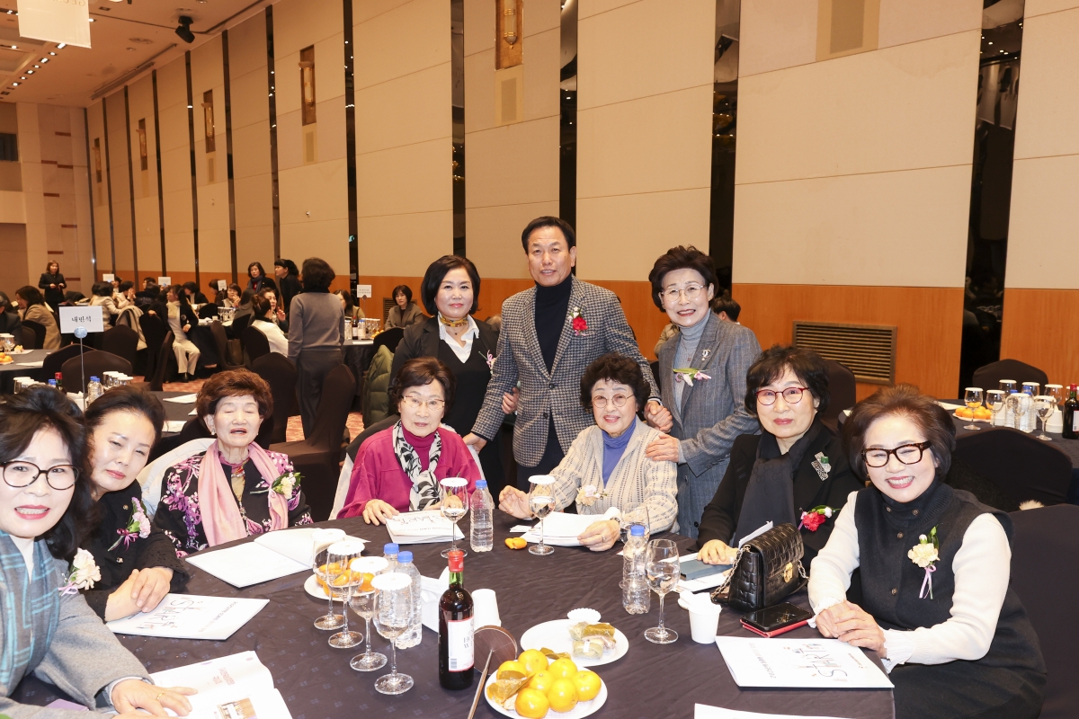 20260203-040[AMG_5064-2-구미시여성단체협의회 회장 이취임식 및 신년교례회.jpg