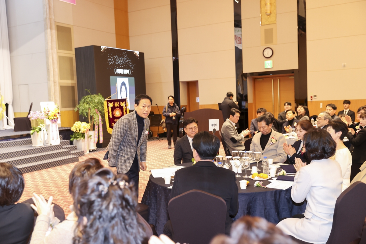 20260203-044[AMG_5071-2-구미시여성단체협의회 회장 이취임식 및 신년교례회.jpg