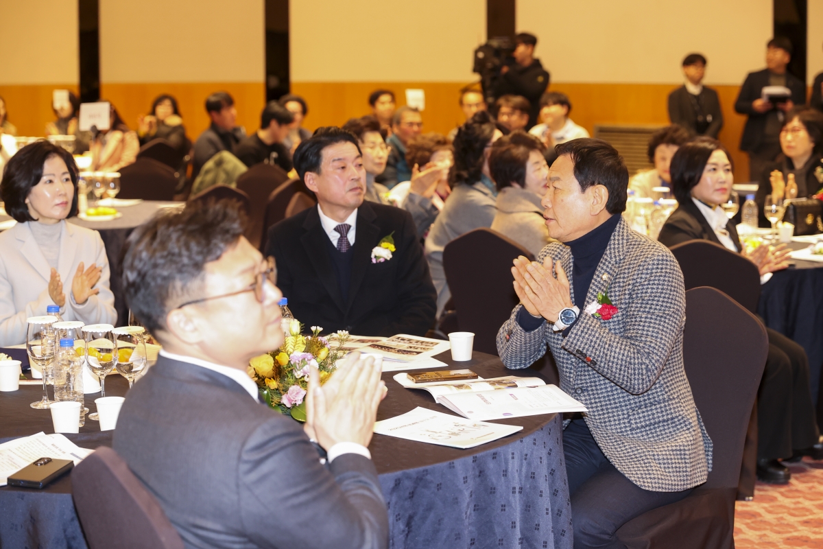 20260203-052[AMG_5089-2-구미시여성단체협의회 회장 이취임식 및 신년교례회.jpg