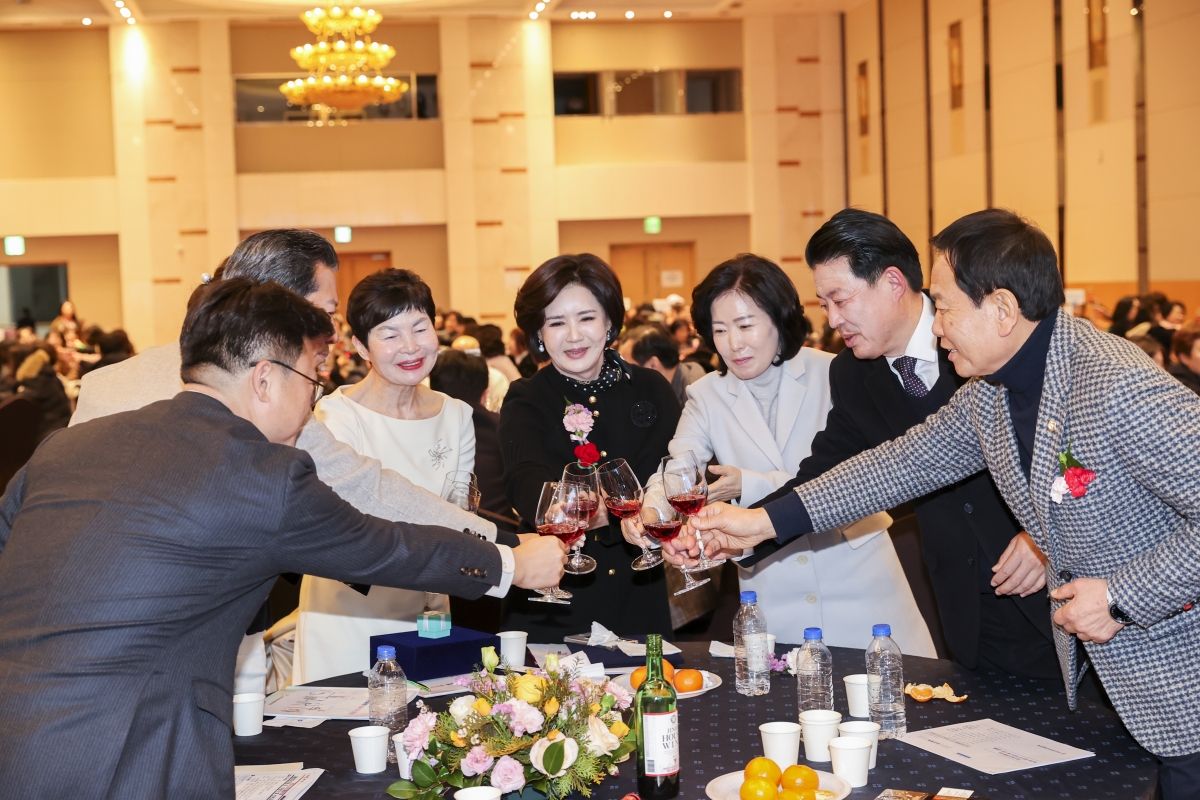 20260203-068[AMG_5127-2-구미시여성단체협의회 회장 이취임식 및 신년교례회.jpg