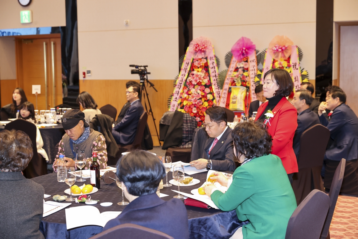 20260203-054[AMG_5092-2-구미시여성단체협의회 회장 이취임식 및 신년교례회.jpg