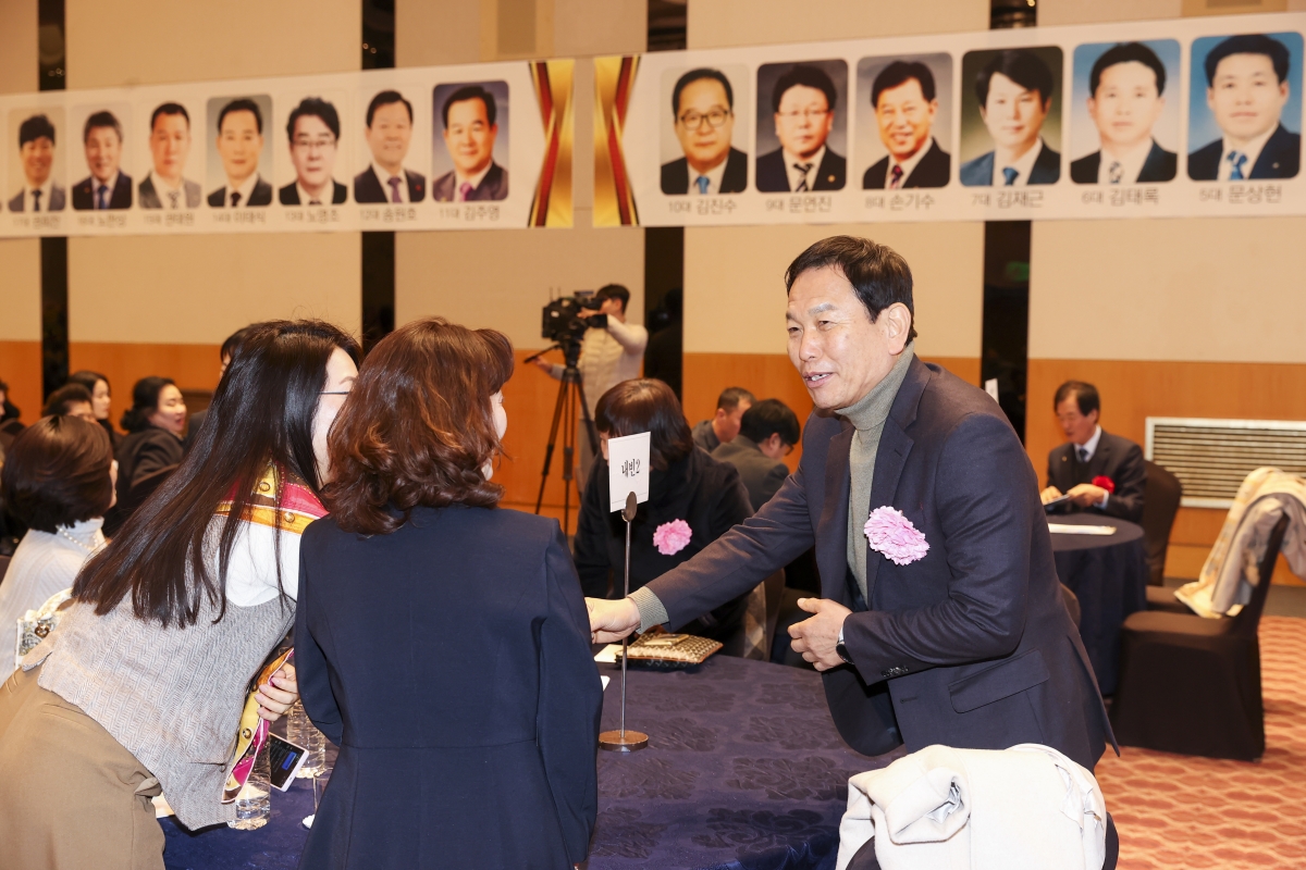 20260205-053[AMG_5273-2-경운대학교 최고위관리자과정 회장단 이취임식.jpg