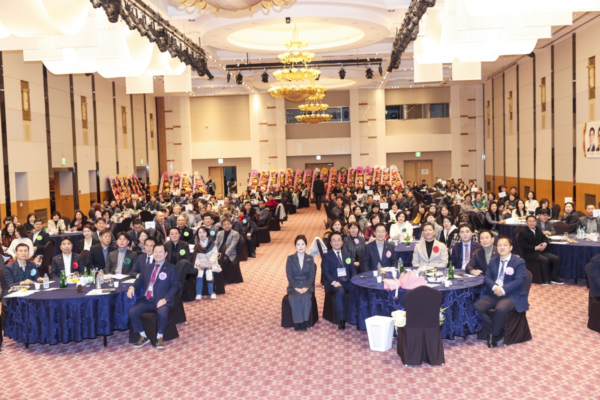 20260205-075[AMG_5326-2-경운대학교 최고위관리자과정 회장단 이취임식.jpg