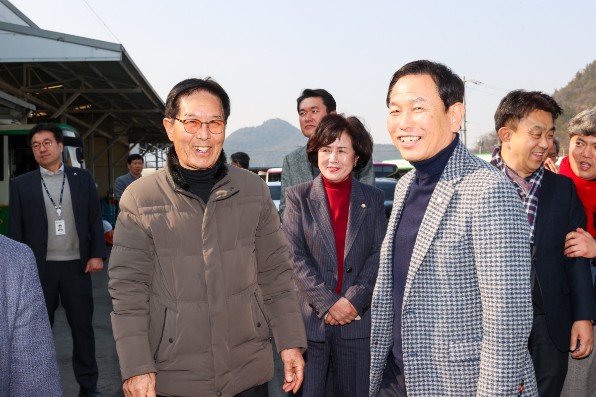 20260213-036[AMG_5673-1-2026 설 맞이 구미버스 격려 방문.JPG