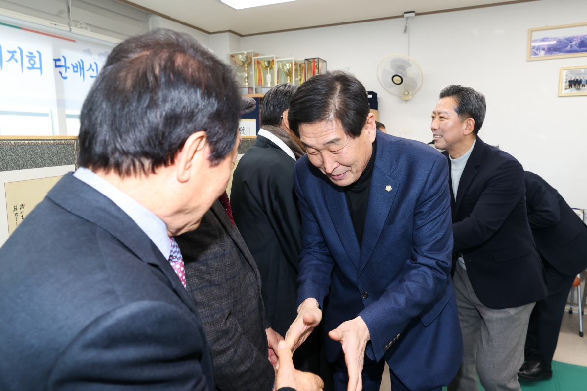 20260213-009[AMG_5604-1-2026 설 맞이 노인종합복지회관 격려 방문.JPG