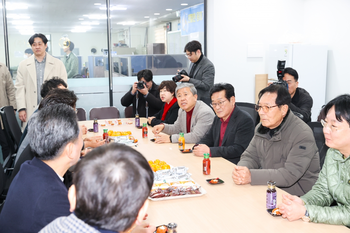 20260213-043[AMG_5693-1-2026 설 맞이 구미버스 격려 방문.JPG