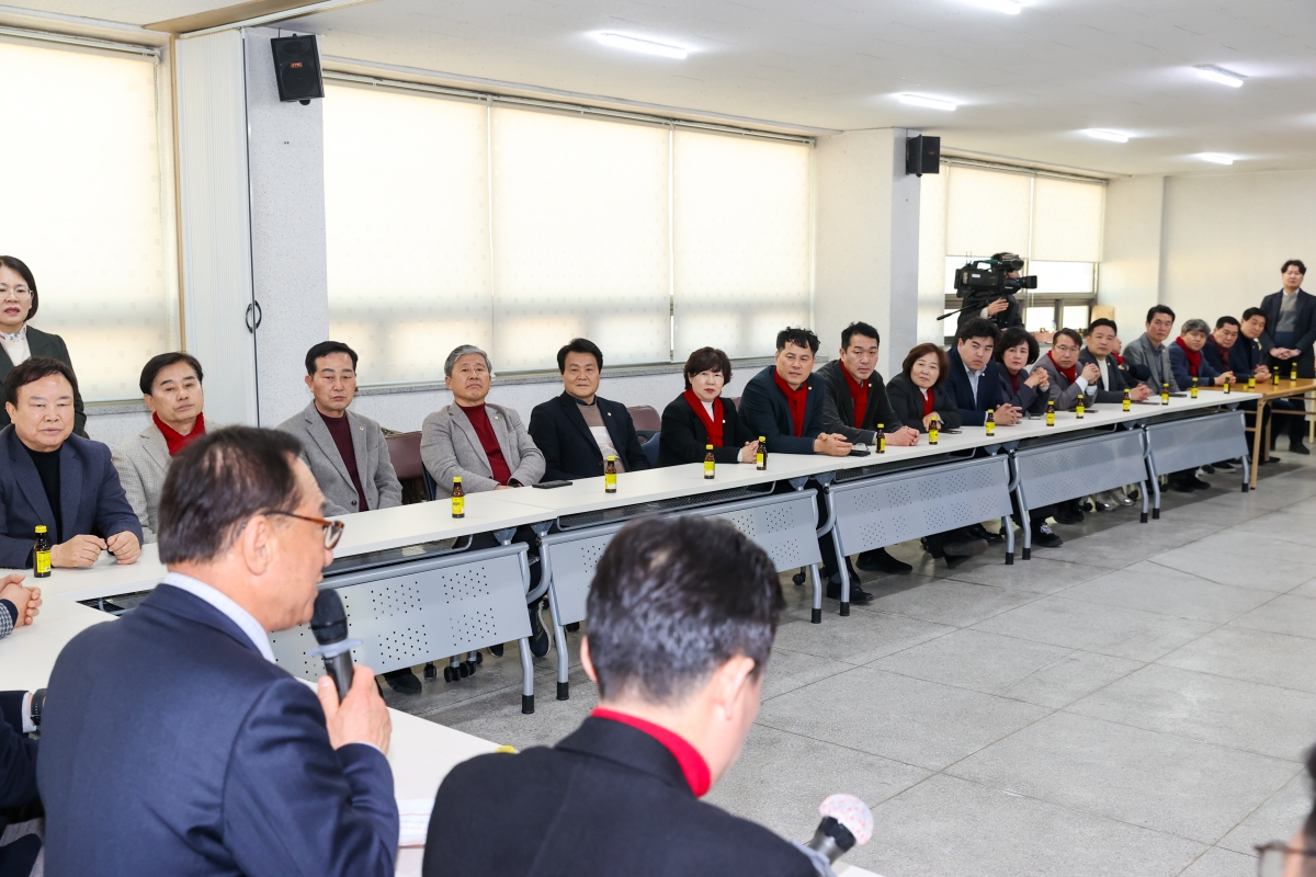 20260213-094[AMG_5820-1-2026 설 맞이 개인택시지부 격려 방문.JPG