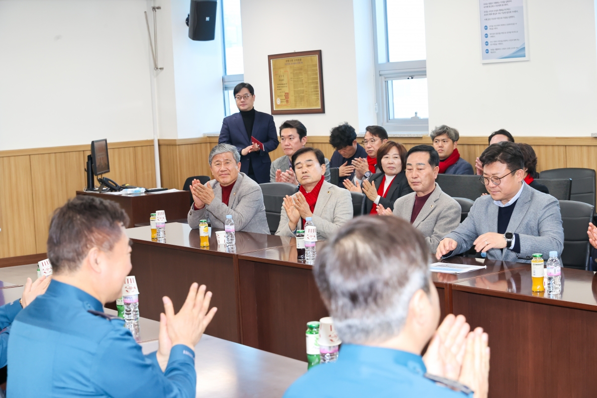 20260213-120[AMG_5889-1-2026 설 맞이 구미경찰서 격려 방문.JPG