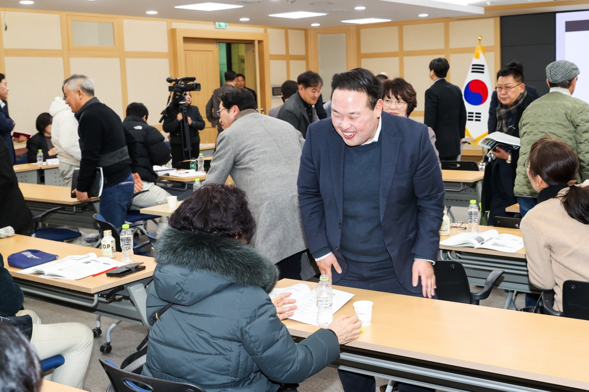 20260224-057[AMG_6318-1-구미시의회 정책토론회.JPG