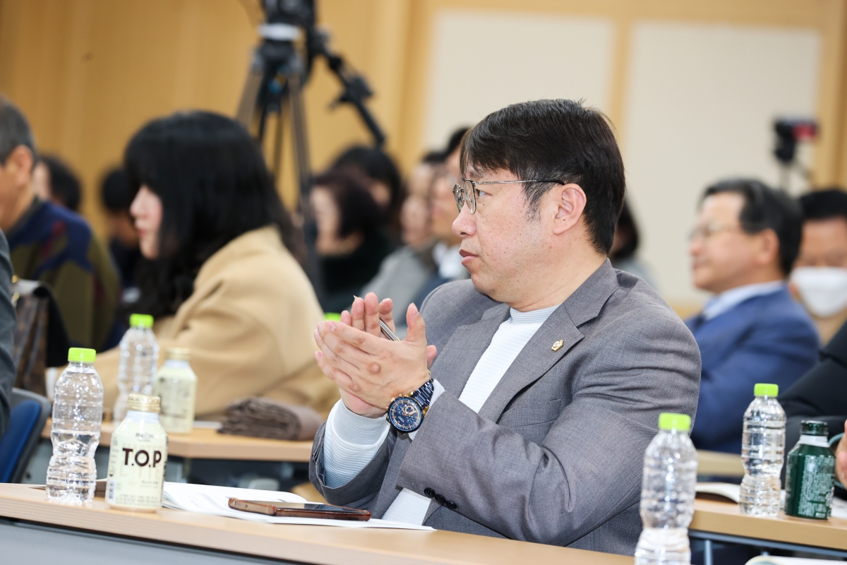 20260224-073[AMG_6376-1-구미시의회 정책토론회.JPG