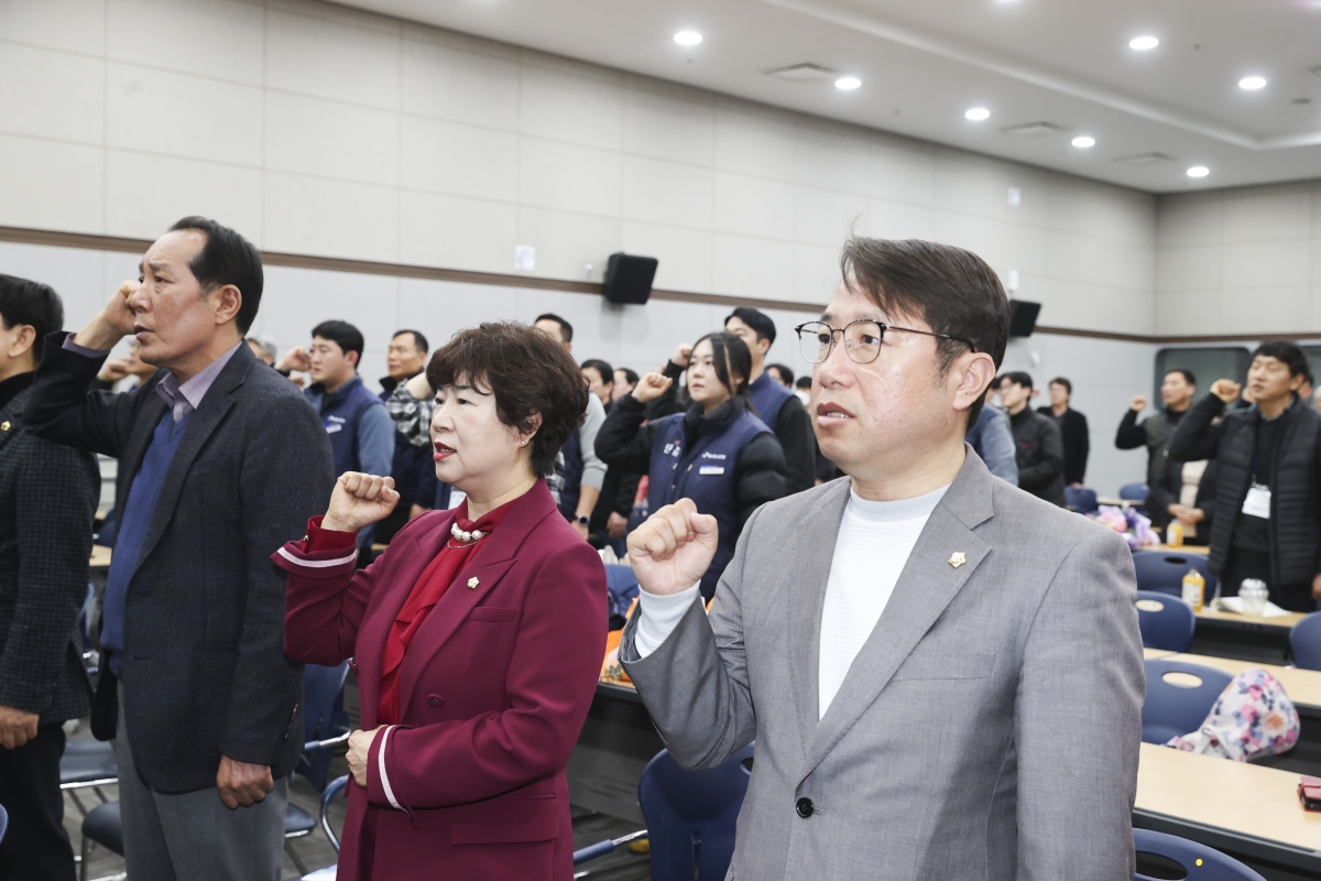 20260223-025[AMG_6024-1-2-한국노총 구미지부 제48년차 정기대의원대회 및 회장 이취임식.jpg