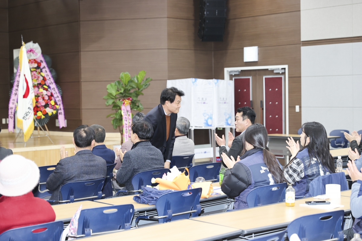 20260223-035[AMG_6042-1-2-한국노총 구미지부 제48년차 정기대의원대회 및 회장 이취임식.jpg