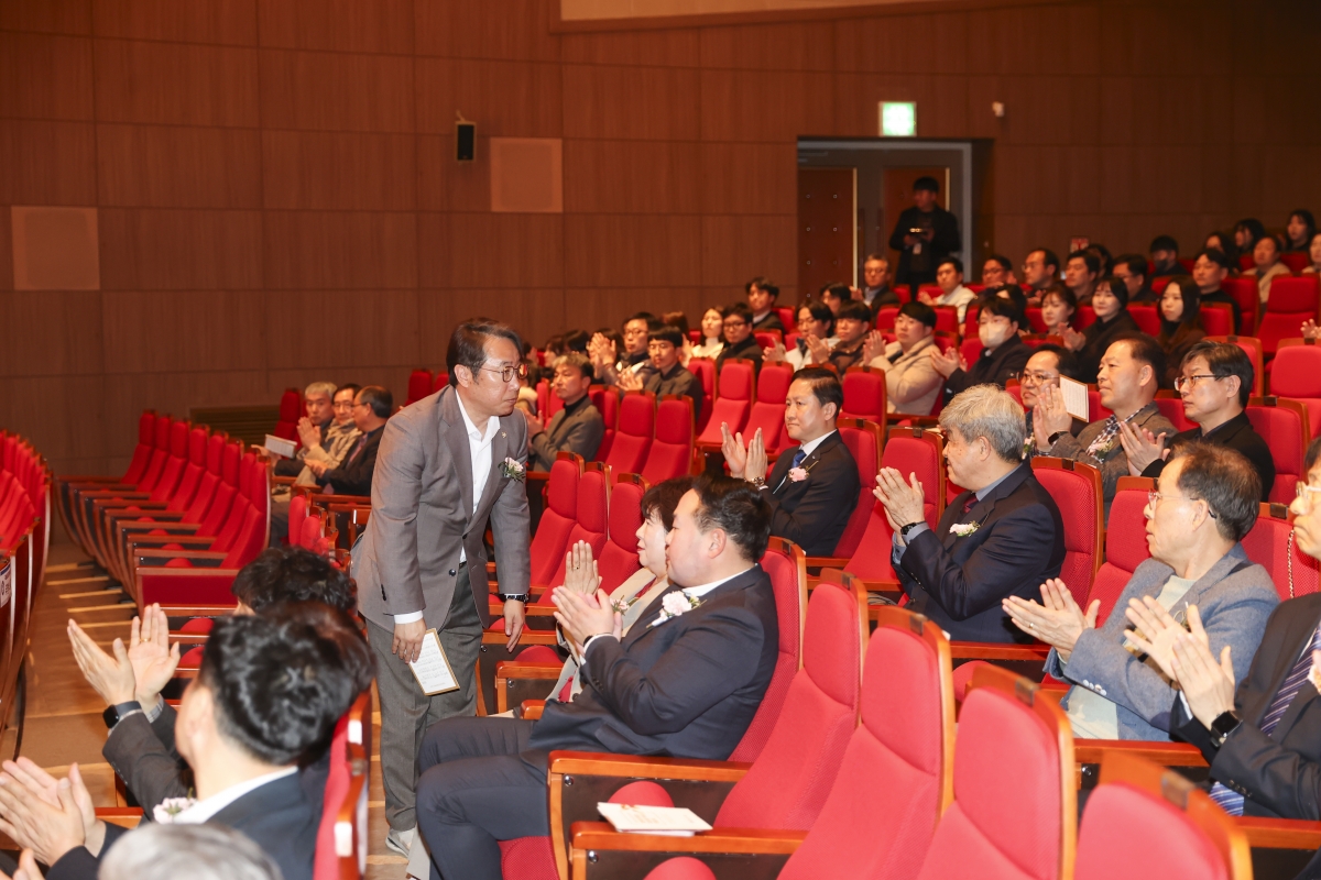 20260311-033[AMG_7553-1-국립금오공과대학교 제9대 김상호 총장 취임식.jpg