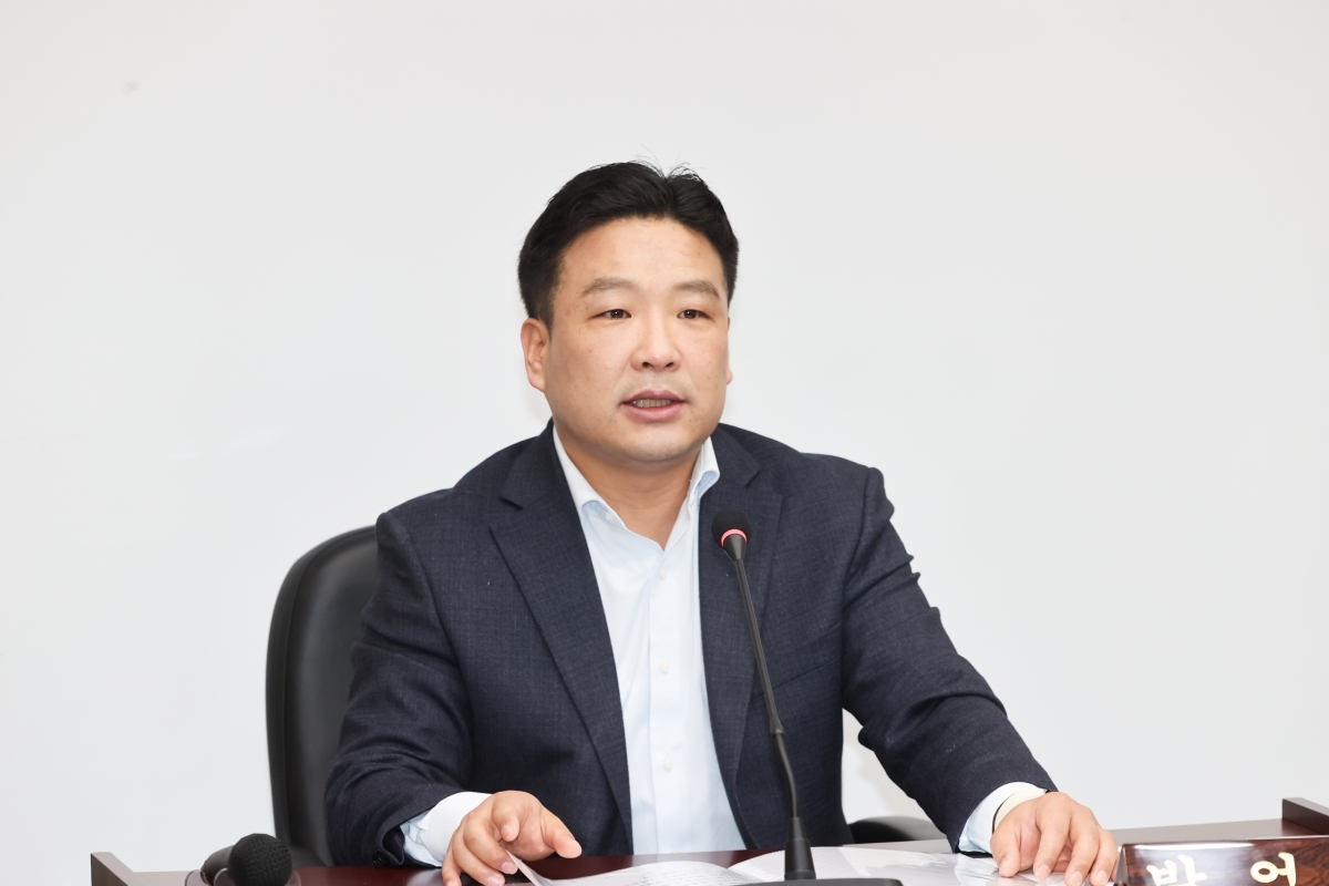 20260312-025[AMG_7643-1-제294회 임시회 산업건설위원회 조례안 심사활동.JPG