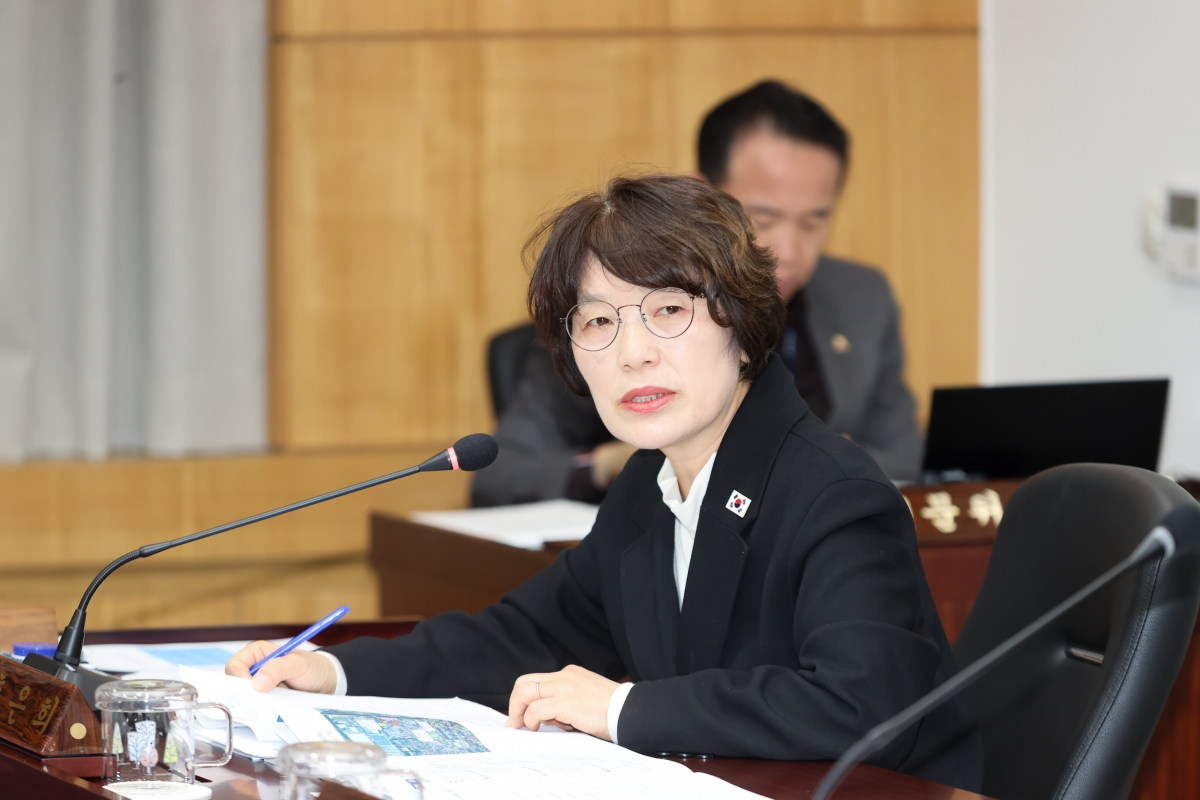 20260312-036[AMG_7680-1-제294회 임시회 문화환경위원회 조례안 심사활동.JPG