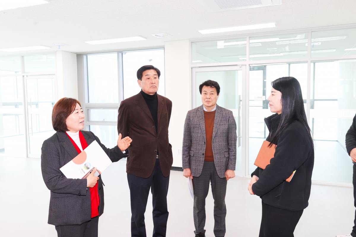 20260316-031[AMG_8231-1-제294회 임시회 현안해결을 위한 특별위원회 원평동 도시재생사업 생활문화센터 현장방문.JPG
