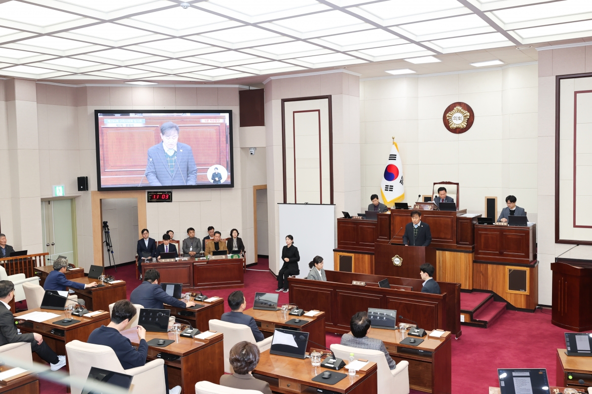 20260317-013[AMG_8291-1-제294회 임시회 제2차 본회의시 김재우 의원 5분 자유발언.JPG