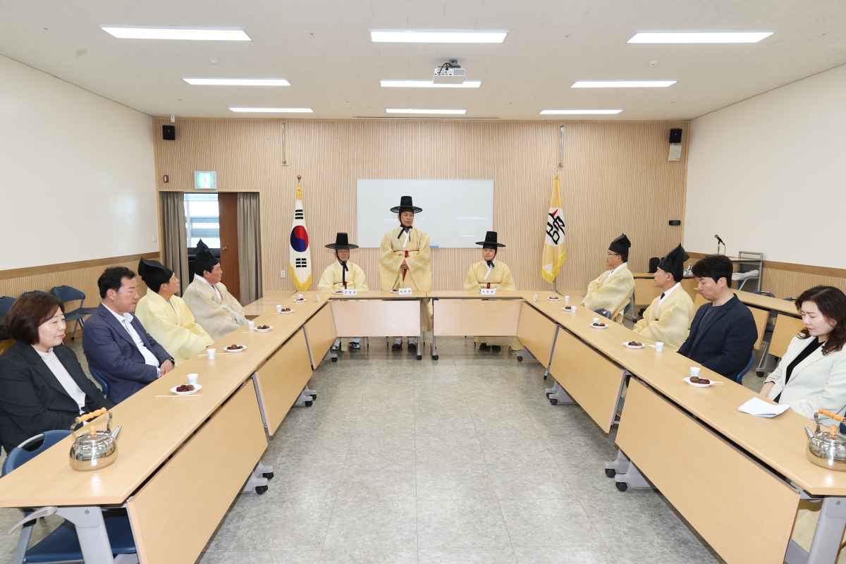 20260402-080[AMG_9621-1-왕산허위선생 단신 171주기 춘계 향사.JPG