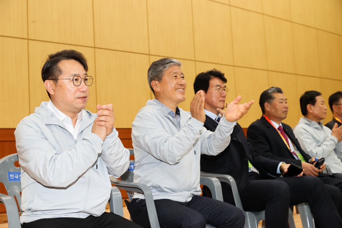 20260403-092[AMG_9914-1-제64회 경북도민체전 구미시의회 격려방문.JPG