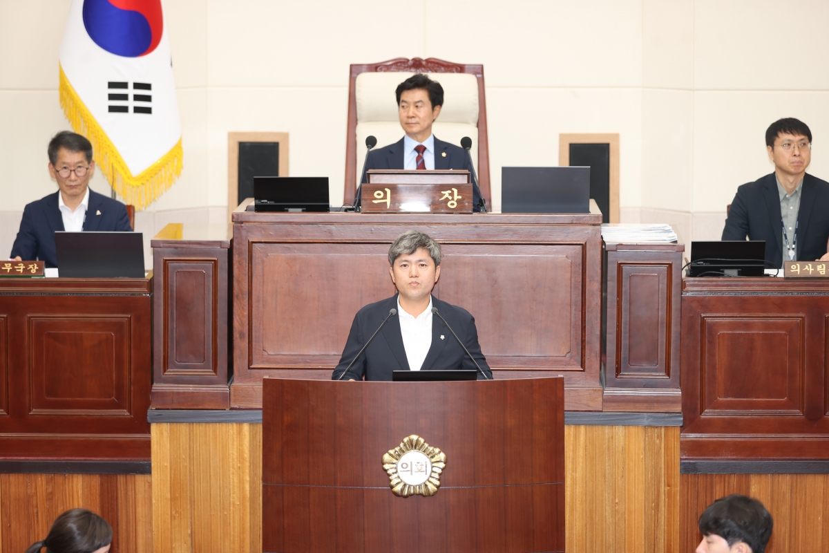 2026.07.27_제298회 임시회 제2차 본회의_054.JPG