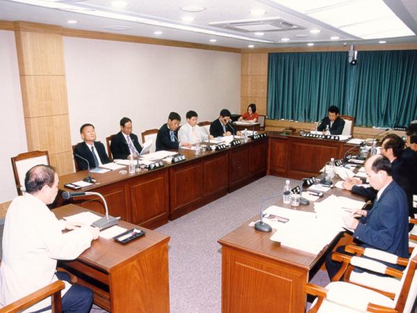 제72회 임시회시 기획행정위원회 조례안 심사 활동