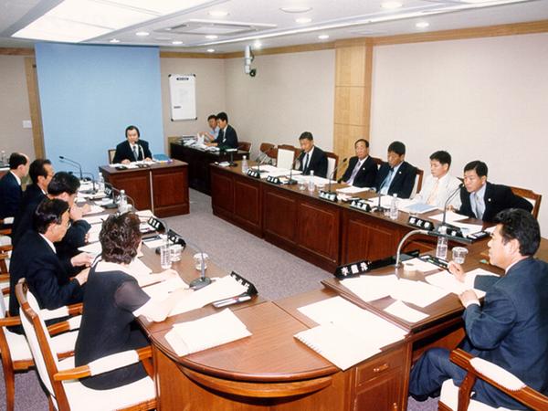 제72회 임시회시 기획행정위원회 조례안 심사 활동