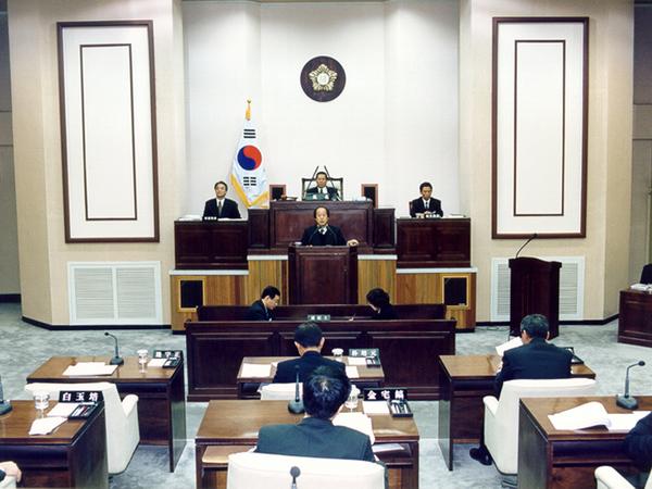제76회 정례회 제2차 본회의