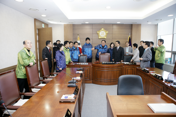 폐회중 기획행정위원회 활동