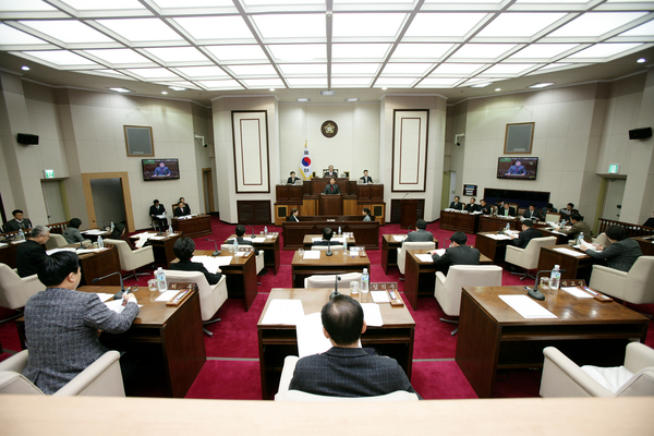 제174회 정례회 제2차 본회의