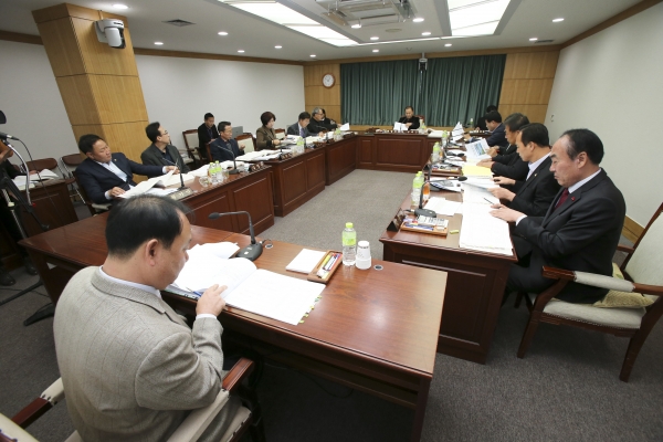 제200회 정례회 예산결산특별위원회 활동