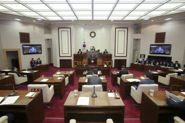 제208회 임시회 제2차 본회의 활동