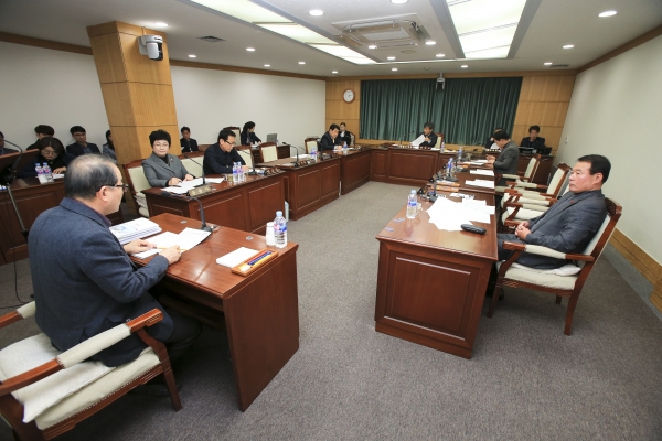 폐회중 산업건설위원회 SK하이닉스 구미유치건 현안보고