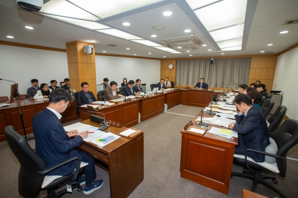 제275회 임시회 산업건설위원회 소관 조례안 심사 및 2024년도 행정사무감사계획서 작성