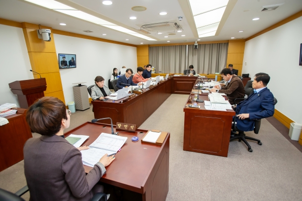 제282회 정례회시 기획행정위원회 소관 조례안 심사와 2025년도 예산안 및 기금운용계획안 예비심사활동