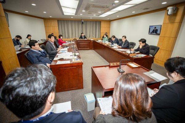 제285회 임시회시 문화환경위원회 조례안 심사활동