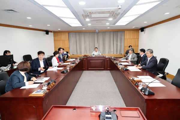 제295회 임시회 의회운영위원회 조례안 심사활동