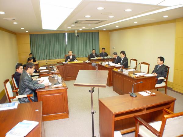 폐회중 제3차 의회운영위원회 활동